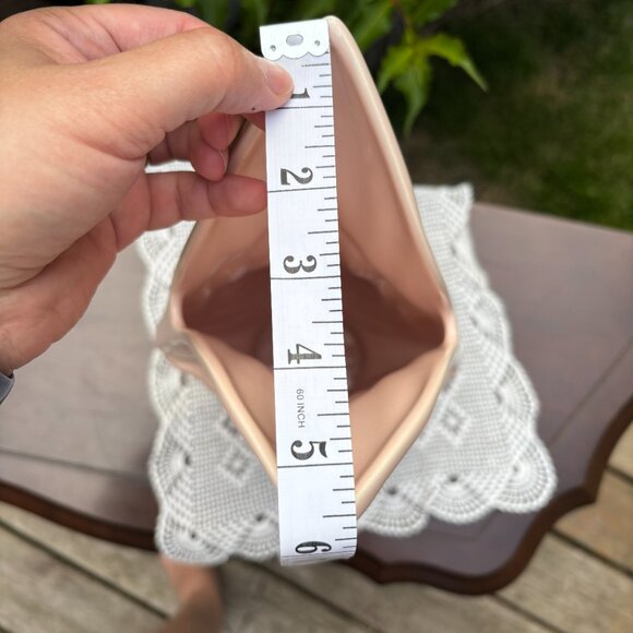 Vintage Pastel Pink Ceramic Leaf Vase Large Sculptural Retro Pottery Home Decor - Picture 13 of 14